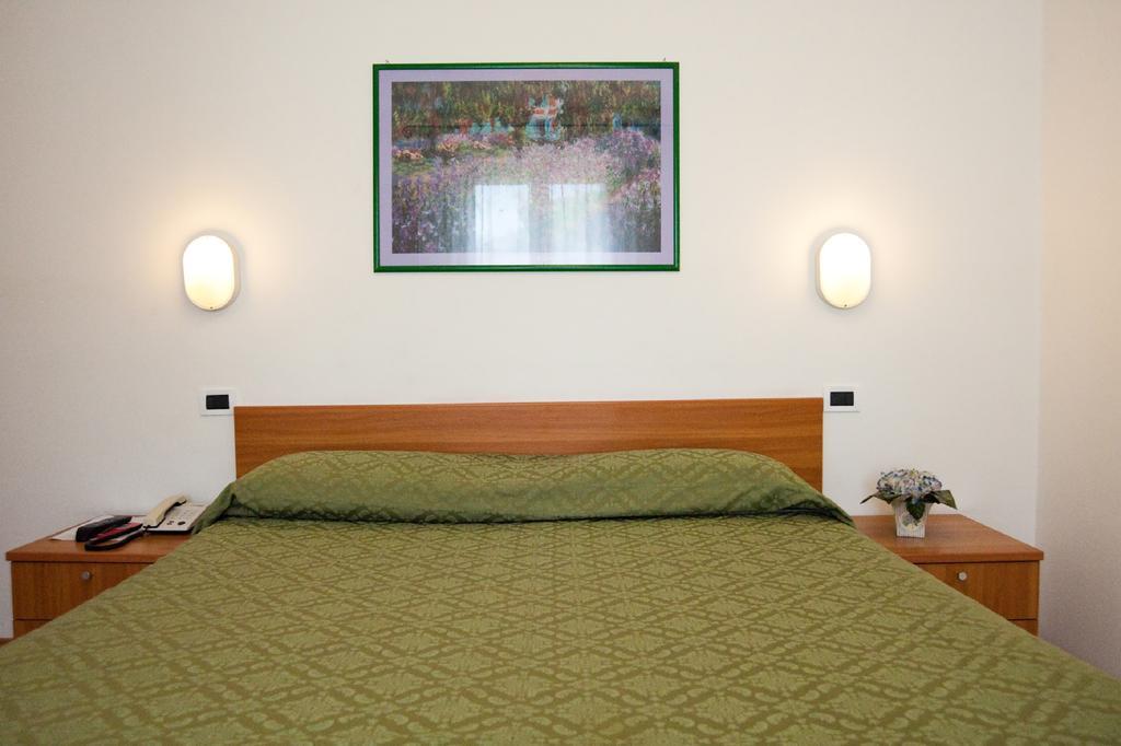 Hotel La Toscana Arezzo Buitenkant foto