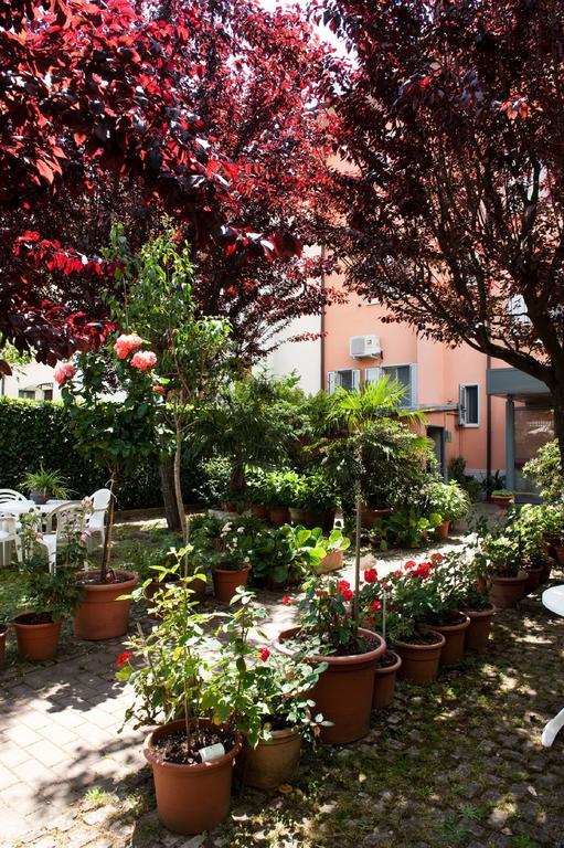 Hotel La Toscana Arezzo Buitenkant foto