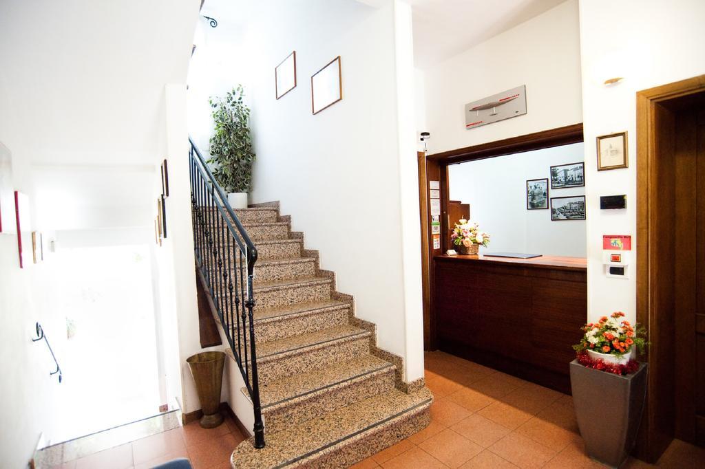 Hotel La Toscana Arezzo Buitenkant foto
